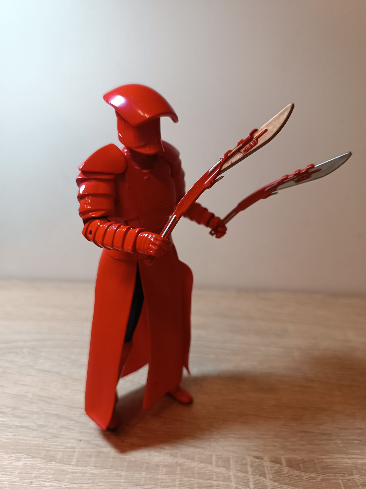 Figurka Star Wars Elite Collection - Elite Praetorian Guard  Disney 6'