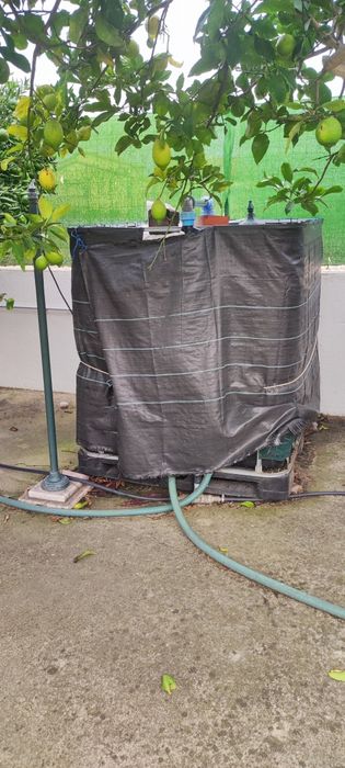 Reservatório de água de 1000L