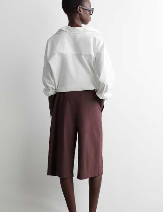 Розпродаж! Подовжені шорти cos з запАхом