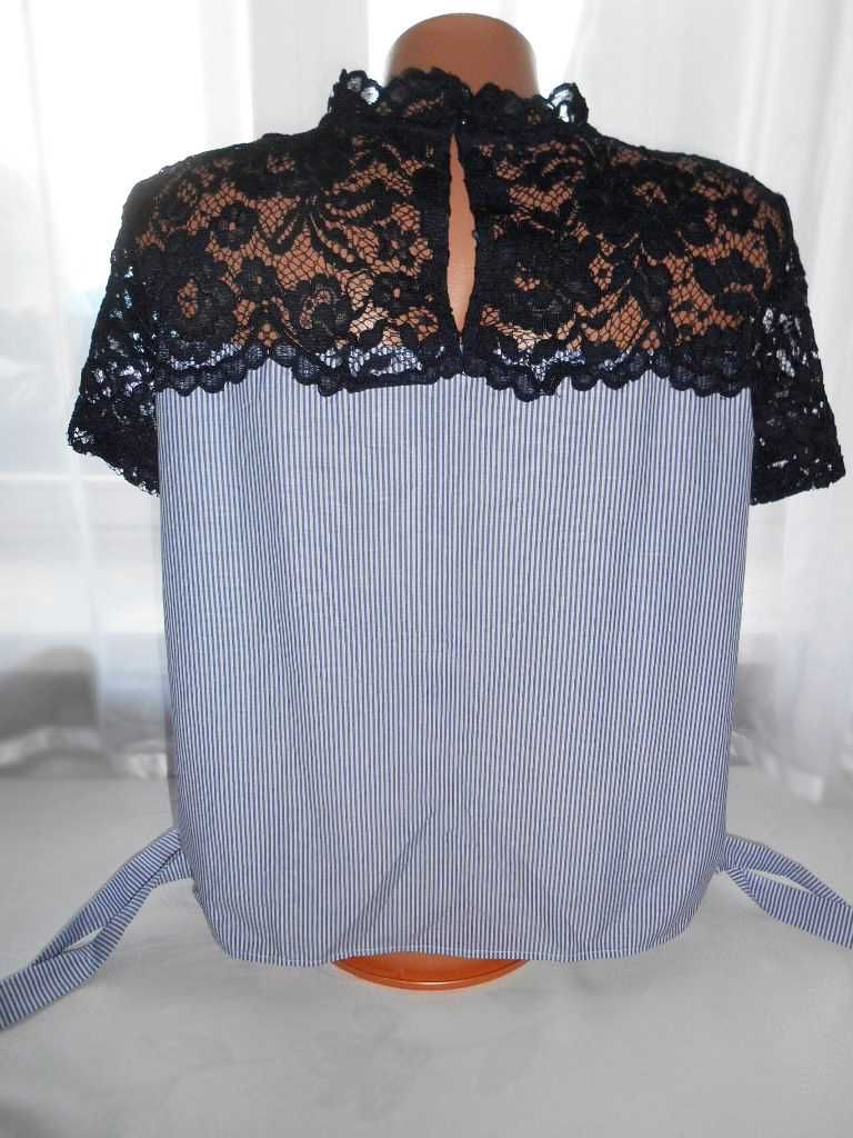 Красивая блузка блуза с кружевной кокеткой из смесового хлопка