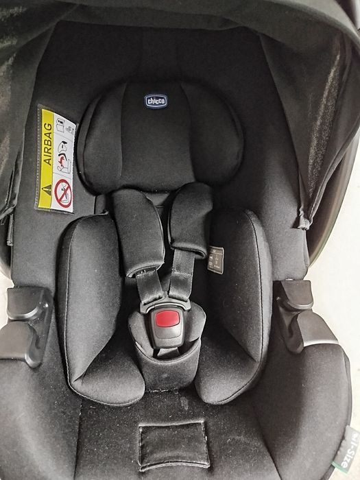 Carrinho Ovo com isofix da Chicco