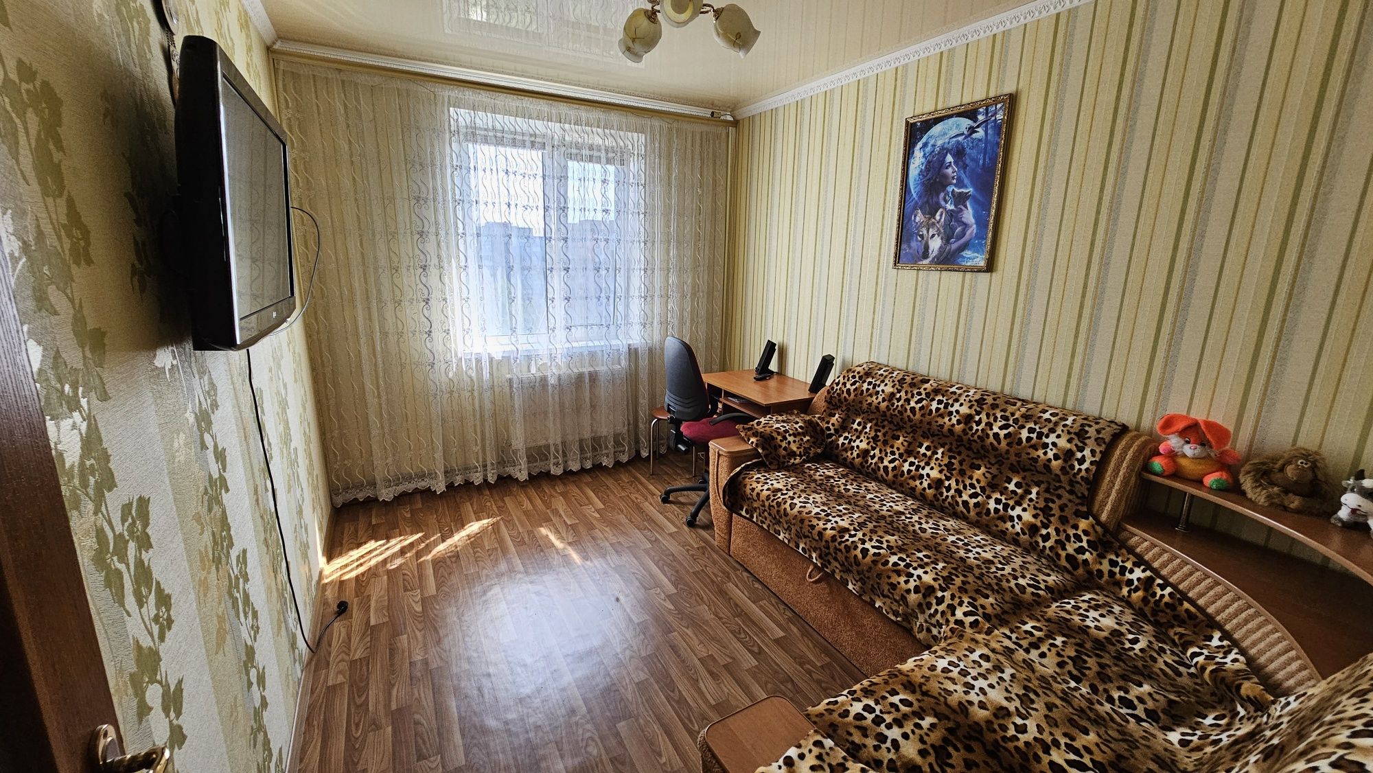 Продам 2к квартиру Жадова з ремонтом  та меблями