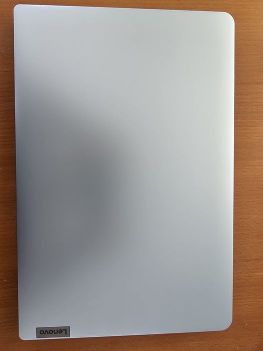 Vendo Lenovo ideapad 1i