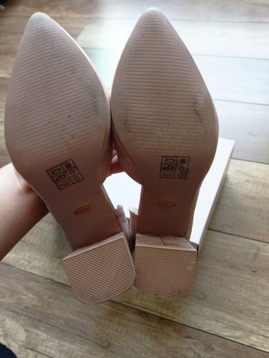 Buty damskie beżowe DeeZee