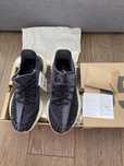 Yeezy Boost 350 V2 Carbon 42 2/3 Nowe