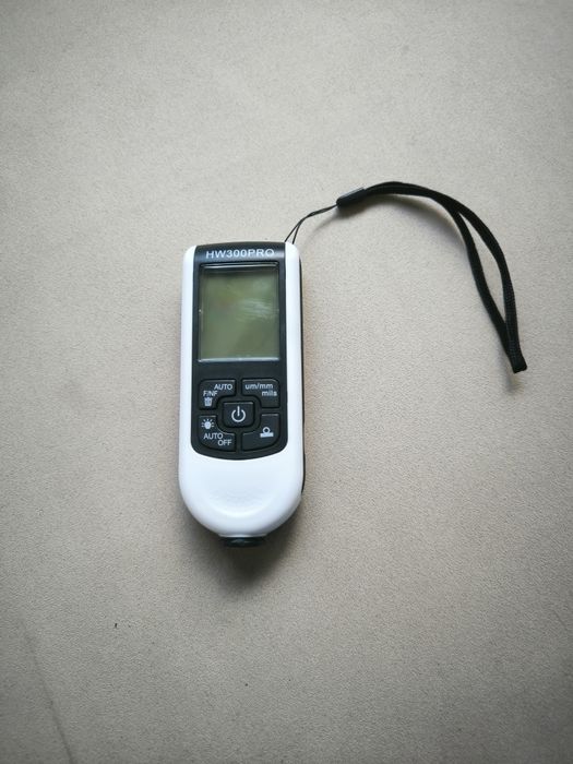 miernik grubości lakieru HW300PRO.