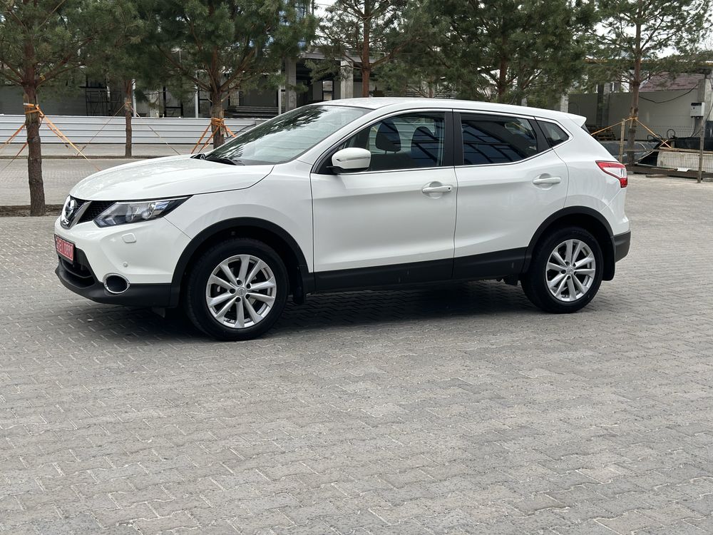 Nissan Qashqai 2014р 1,6 дизель автомат