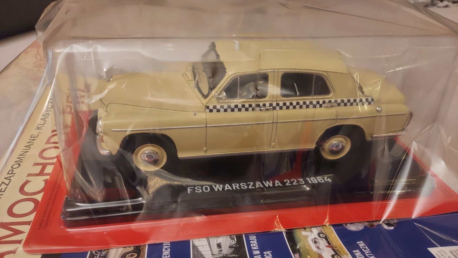 FSO Warszawa 223 TAXI rok 1964 1:24 Hachette model nr 71 Samochody PRL