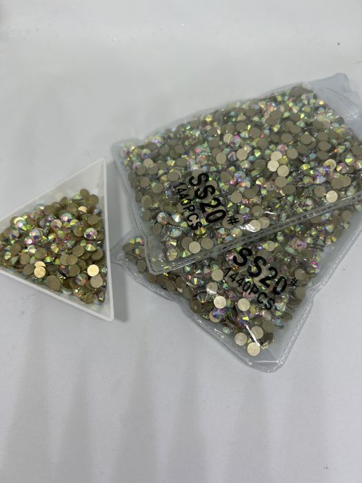 Стразы ав премиум