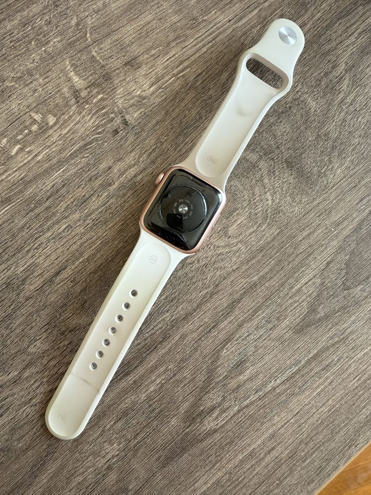 Apple Watch SE 40mm