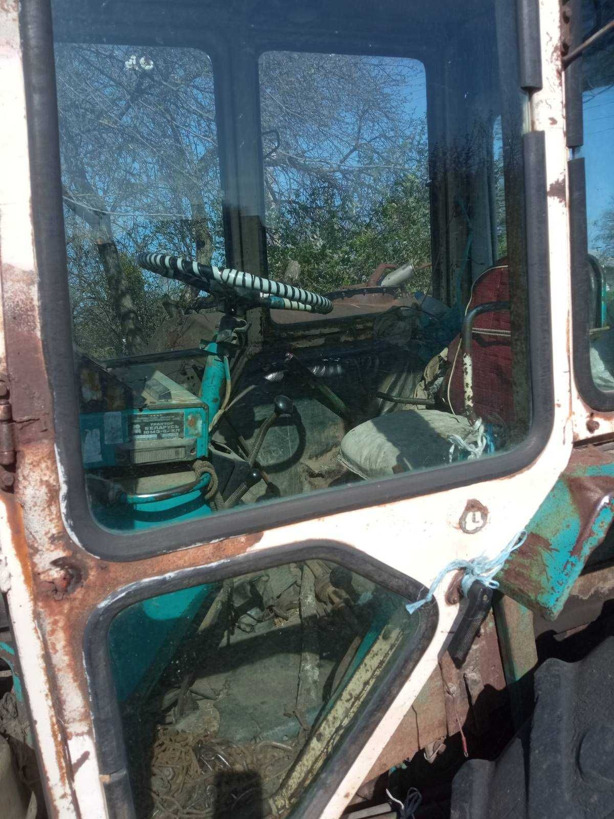 Продам трактор ЮМЗ-6 + плуг та культиватор