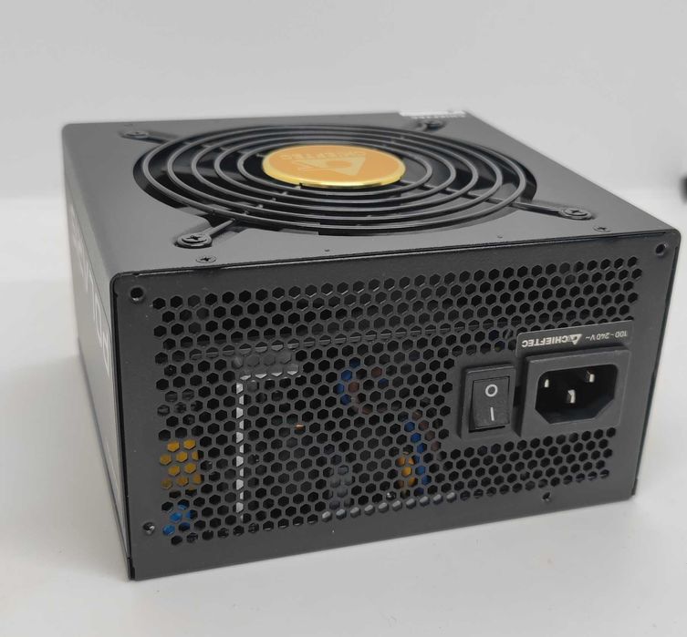 Блок питания Chieftec Polaris PPS-750FC 750 W
