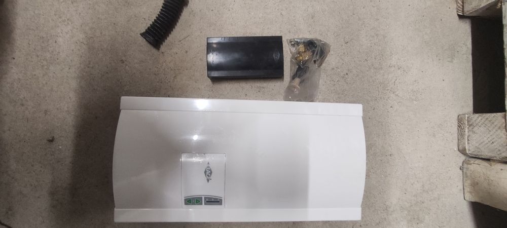 Przepływowy ogrzewacz wody terma clage 24kW 400v