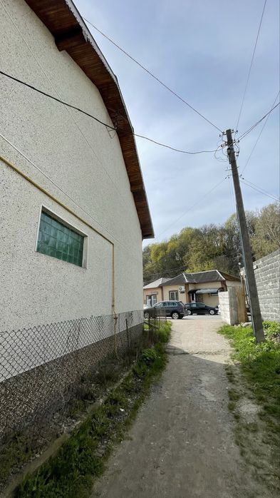 3-поверховий будинок і земельна ділянка 11 соток в центрі Галича _OL