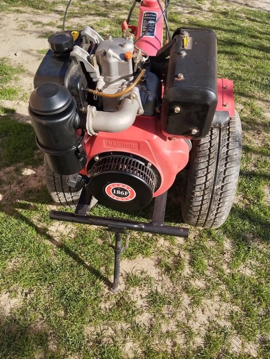 Продам мотоблок кентавр 9.к.с