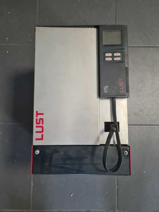 Falownik 11kw LUST vf1424lhf