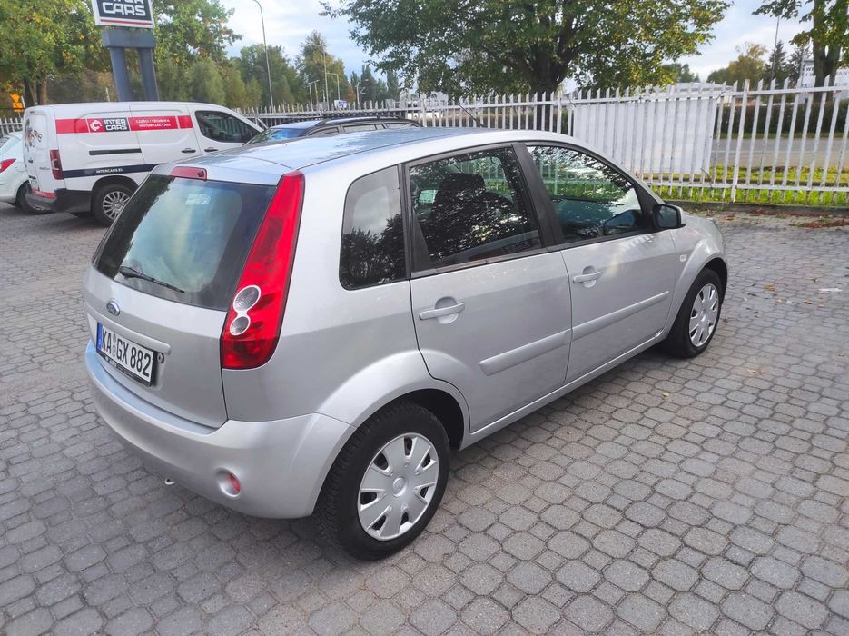 Ford Fiesta 1,3 benz,import Niemcy,5 drzwi,mały przebieg,zadbana,2008r