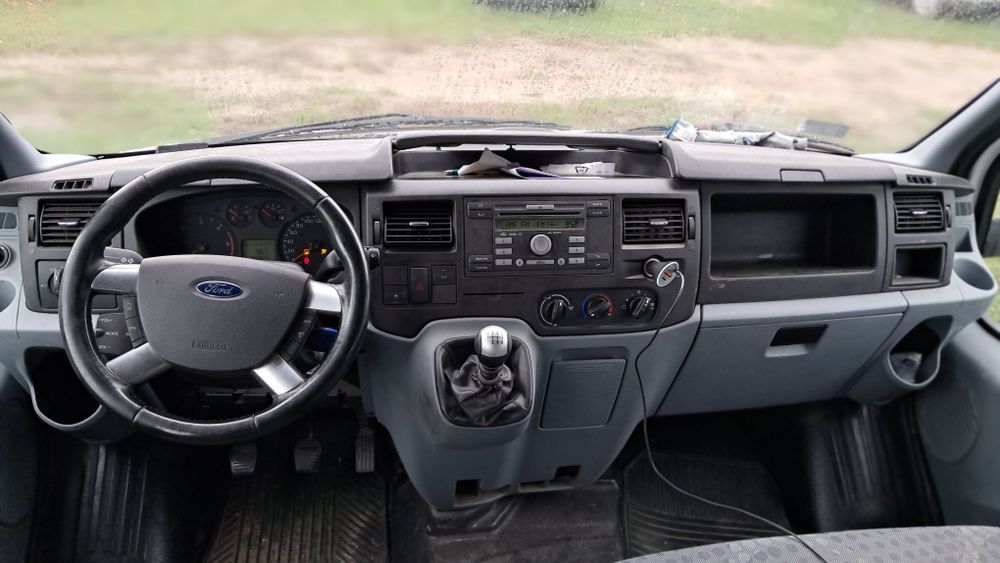 Ford Transit  Doka 7 osób