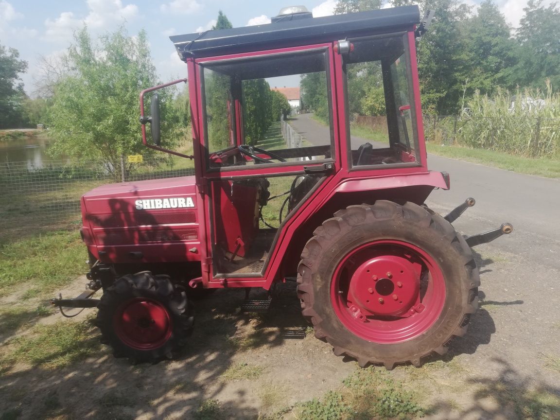 mini traktor shibuara 28 km 4x4