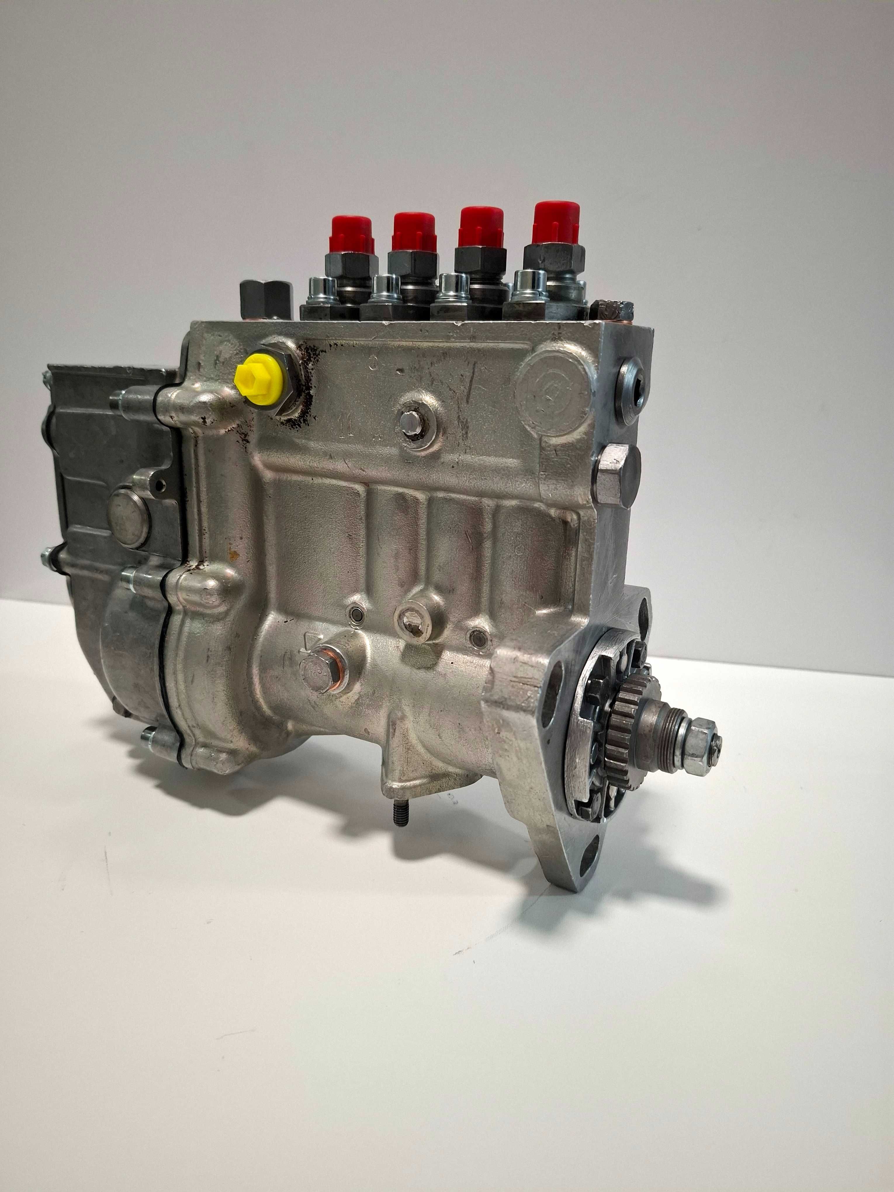 Pompa Wtryskowa URSUS C-385 NOWY TYP 4-cyl./STARY TYP