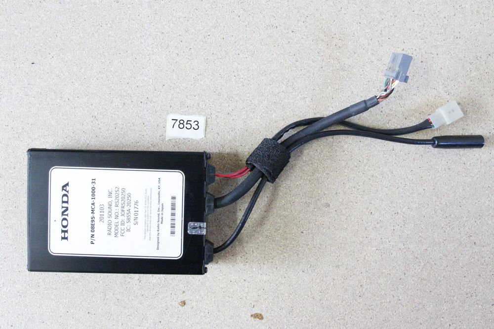 7853 Moduł CB radio 12-17  Honda Goldwing Gl1800