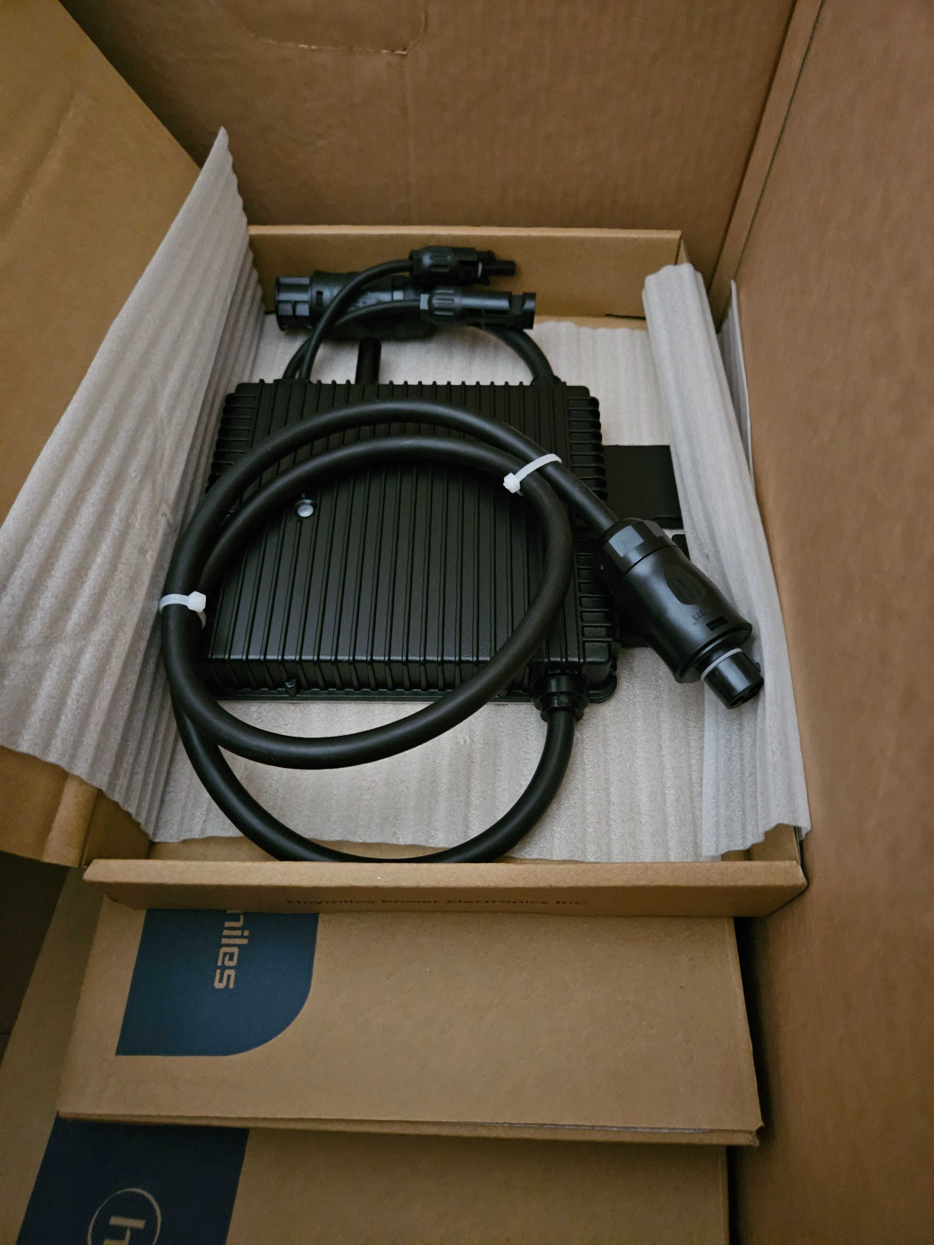 Micro Inversor HOYMILES HM-400 - Novo, em caixa original