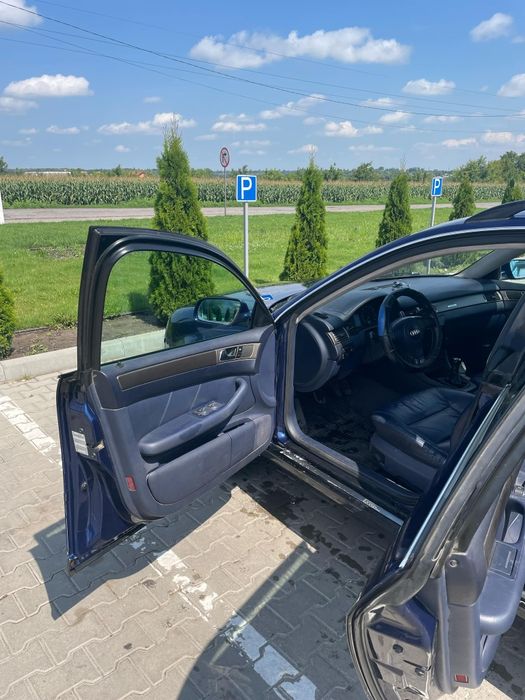 Продам Ауді а6с5 2.5 1999 торг присутнійр