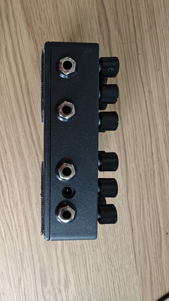 Walrus Audio Slarp - stereo delay / reverb
