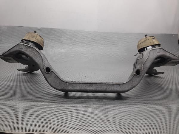 Travessa dos radiadores VOLKSWAGEN Touareg (7L)