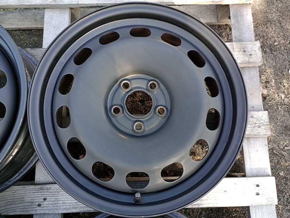 Felgi stalowe 16 cali 5x100 Audi VW Seat Skoda - STAN IDEALNY