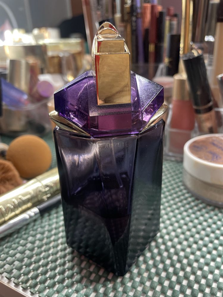 Mugler Alien Perfumy