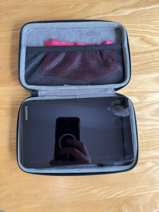 GPS-навигатор GARMIN Dez LGV700 (для грузовых, легкових авто)