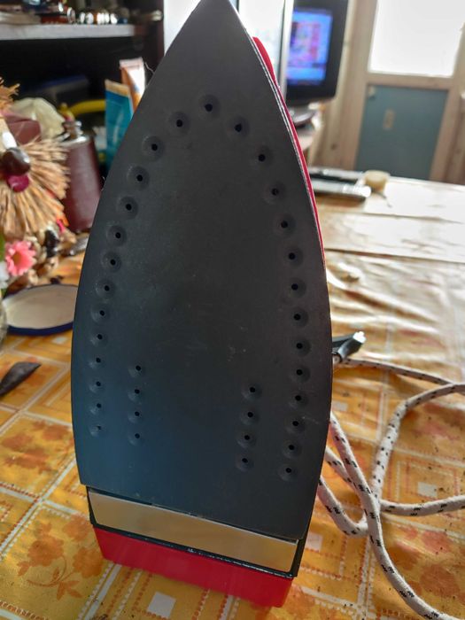 Утюг - IMPACT-EC1613 AC230V 60Hz 1000W