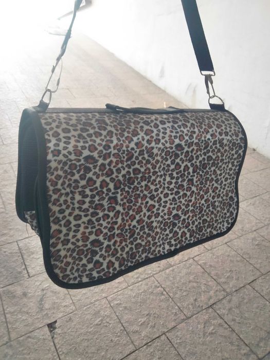 Mala para transporte de animais