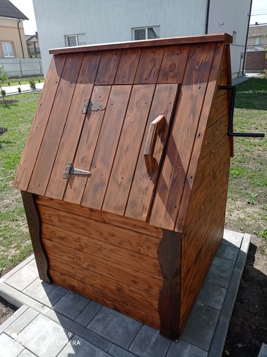 Дашок на криницю з тумбою