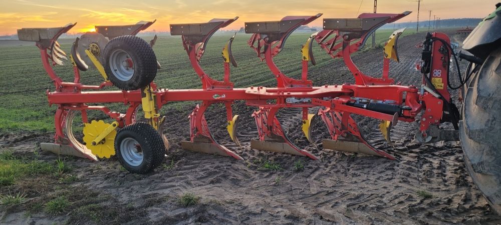 Pług obrotowy 5 Skibowy  Pottinger Servo 35