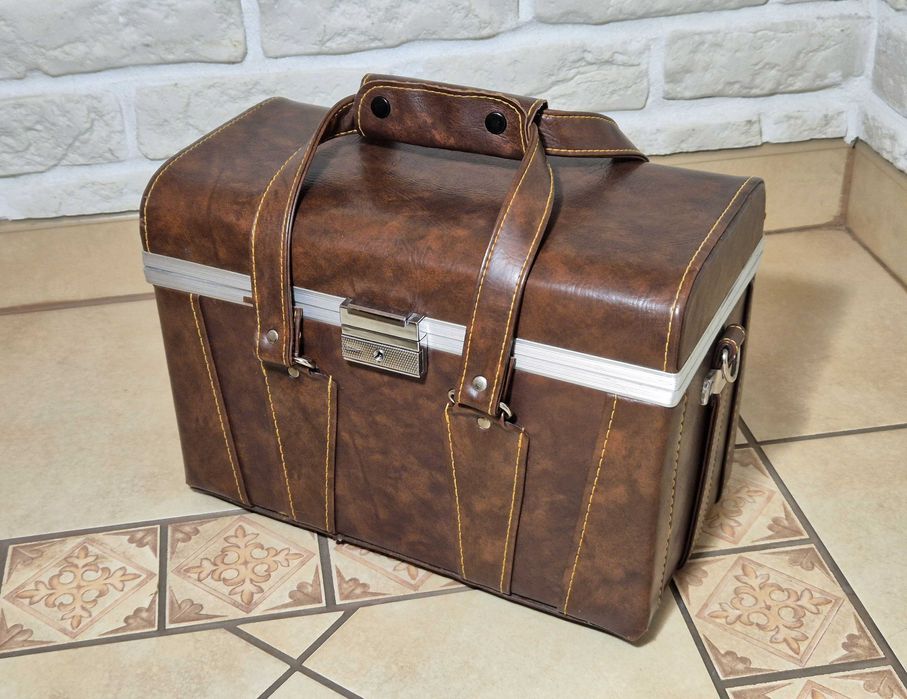 Torba kuferek na aparat fotograficzny w stylu vintage