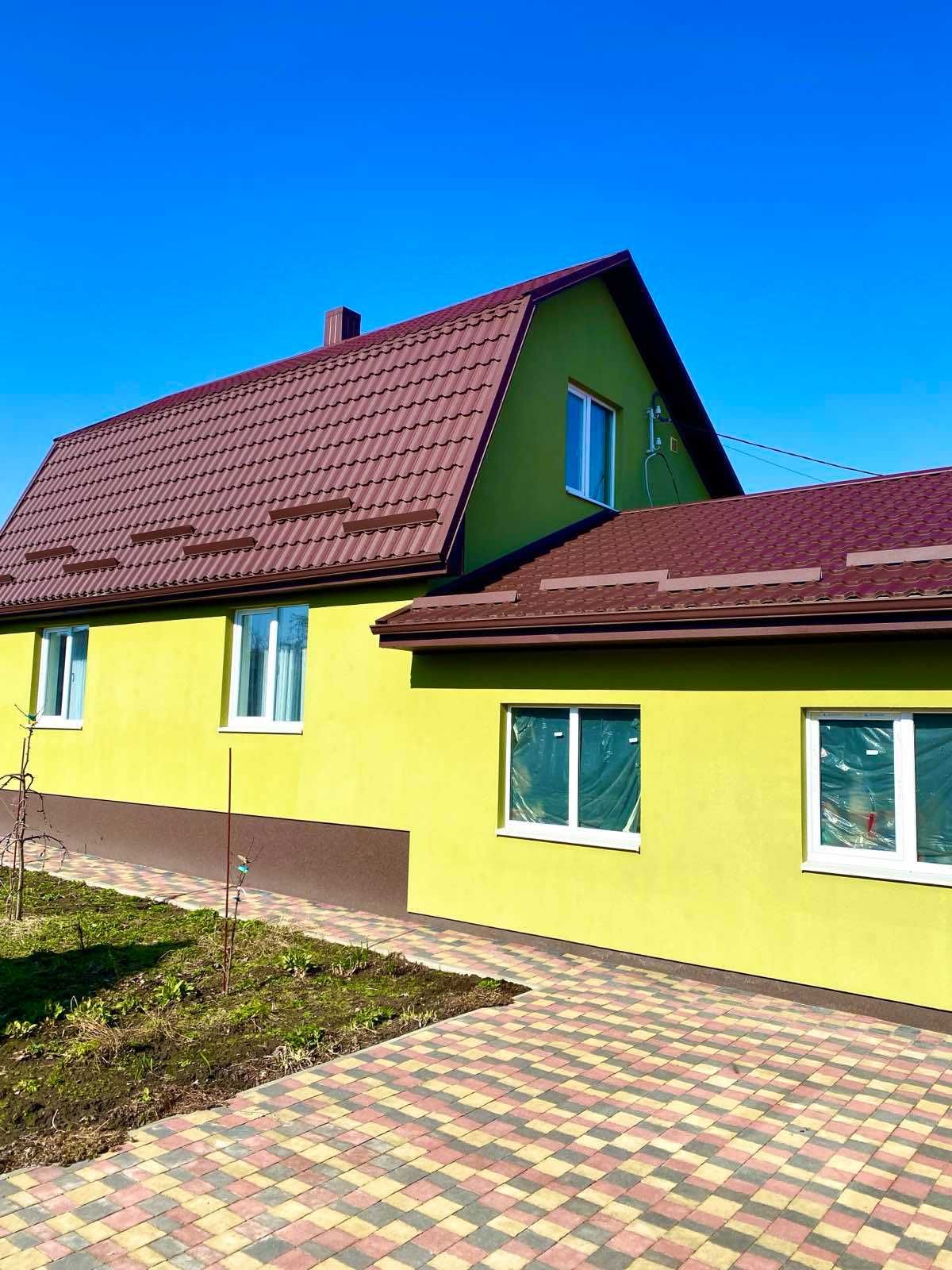 Продам добротний будинок у Новій Українці (дачний масив)