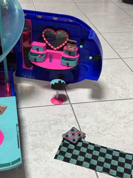 Autocaravana LOL Surprise