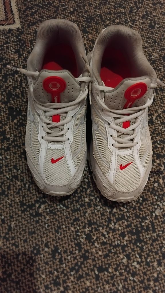 Shox x Supreme білі
