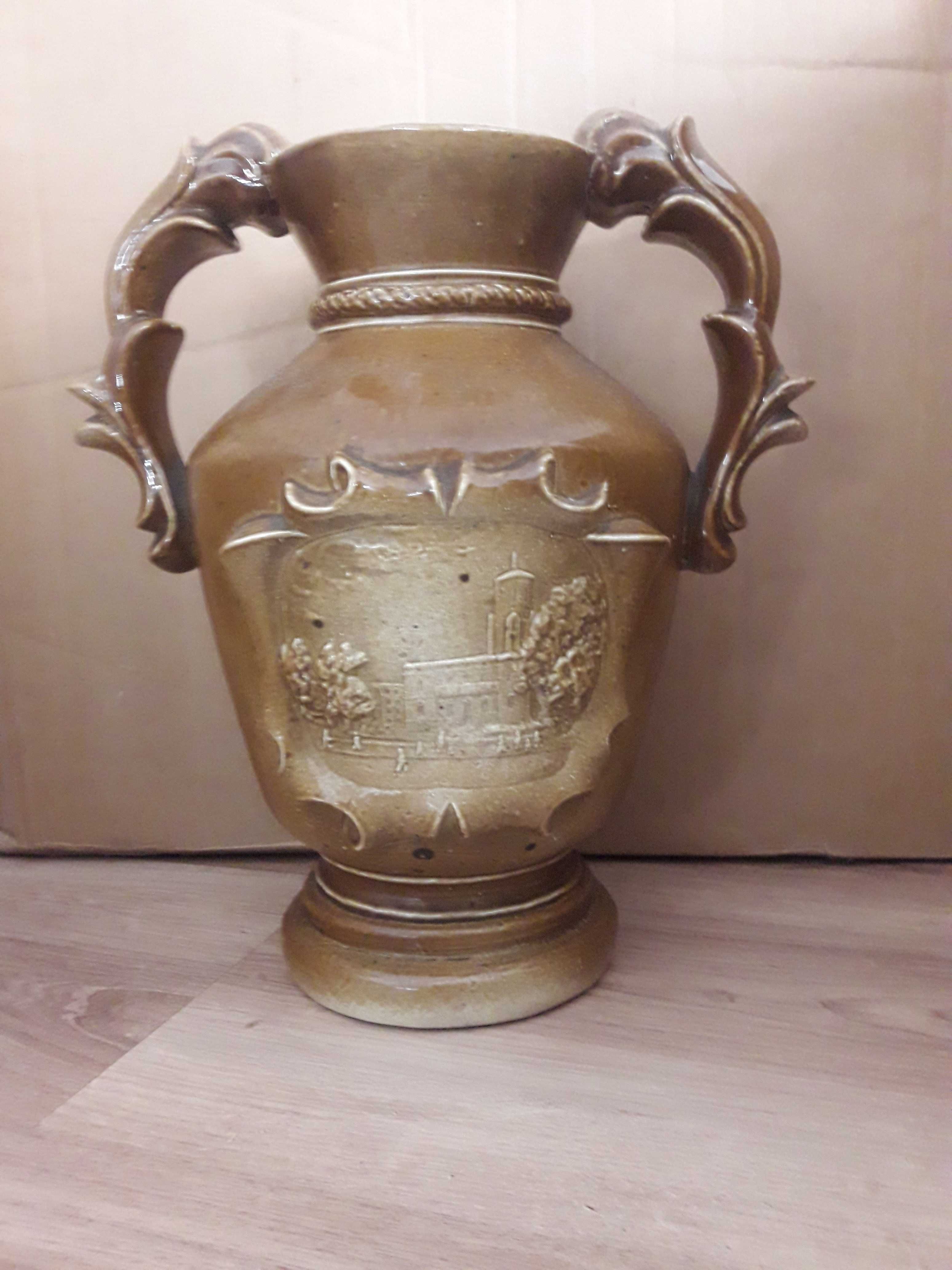 Wazon ceramiczny z herbem Częstochowa