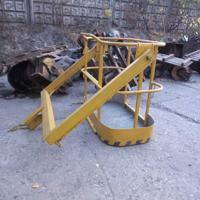 Послуги маніпулятора зі стрілою 18м.