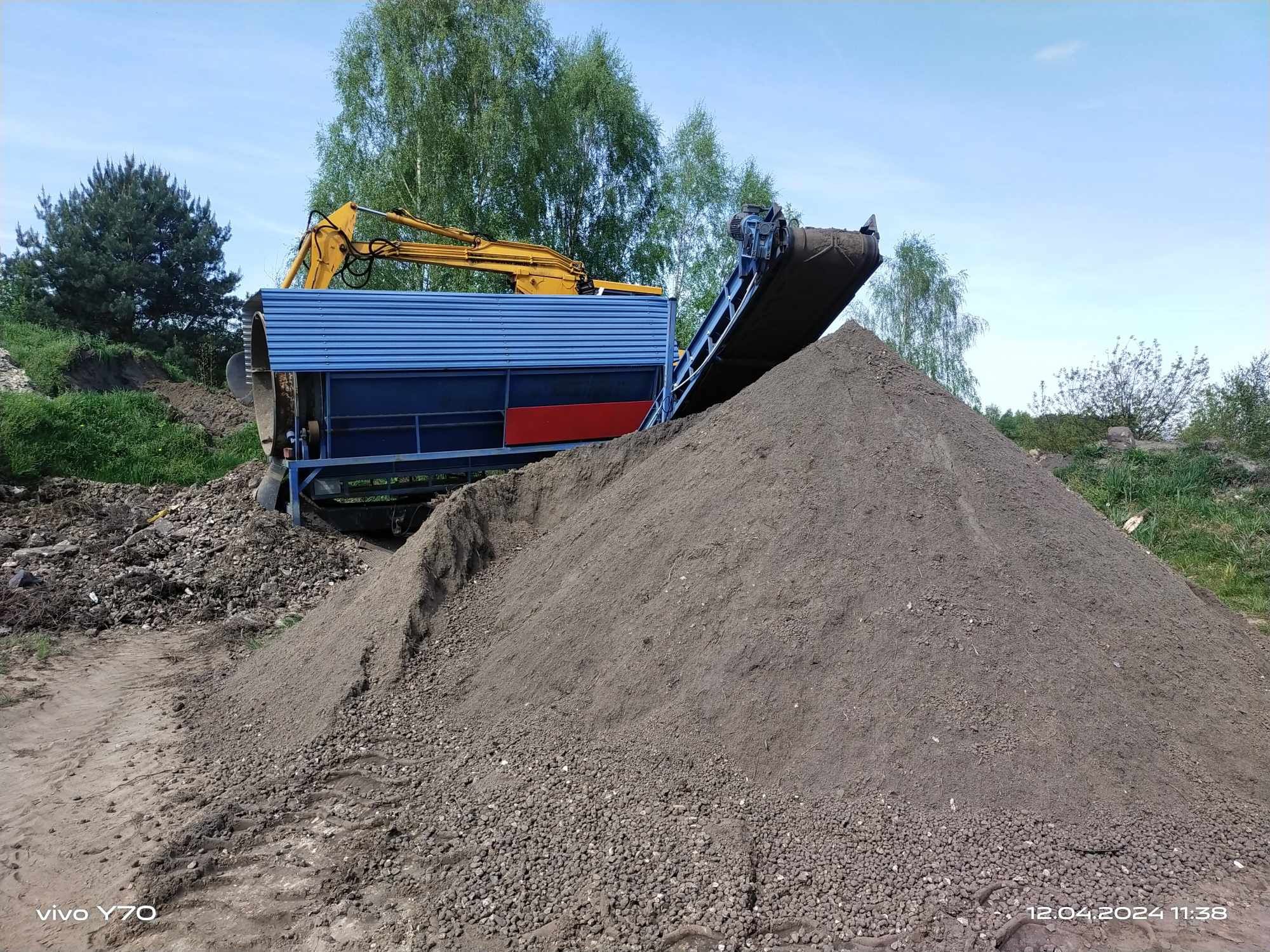 Ziemia ogrodowa, przesiewana. Pod trawnik, ogródek. Możliwy transport.