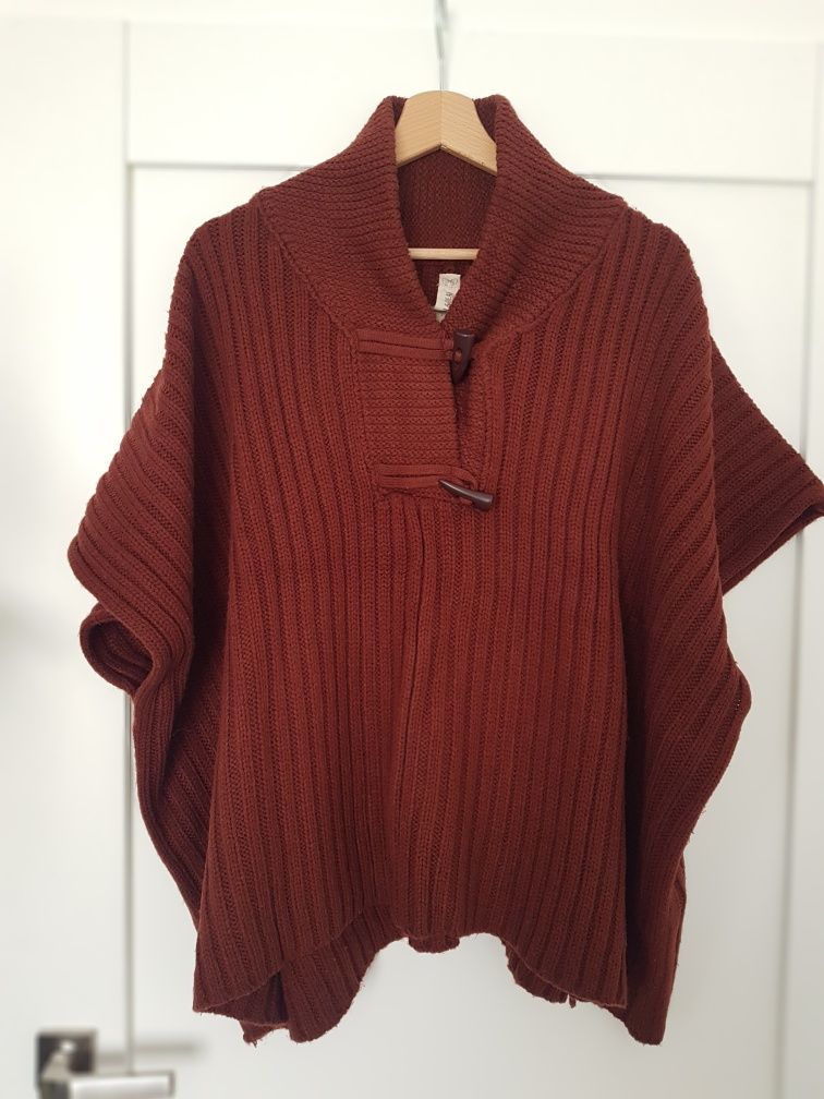 Sweter ponczo Pull&Bear
