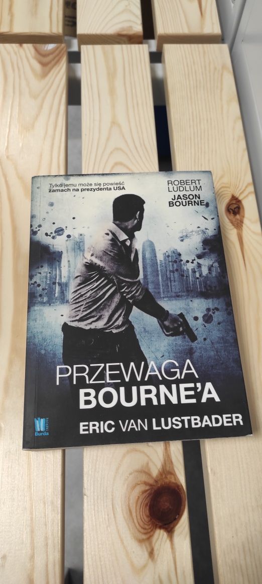 Eric van Lustbader " Przewaga Bourne'a "