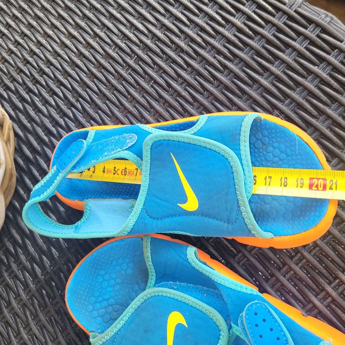 Piankowe Sandały NIKE