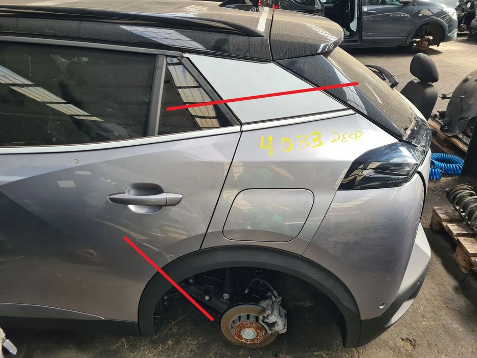 Painel trás esquerdo PEUGEOT 2008 II (U_)