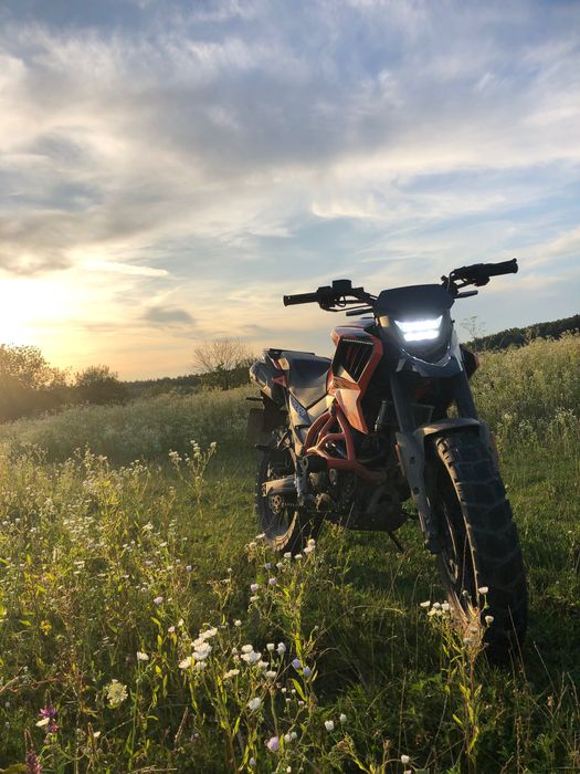 Продам текен 2025 року