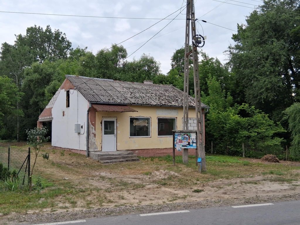 Działka z budynkiem usługowo  mieszkalnym