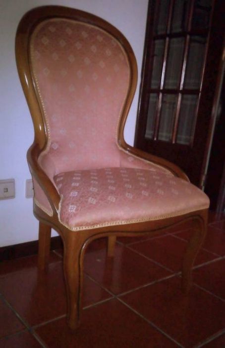 Cadeira estilo Vitoriano - Peça vintage em excelente estado!